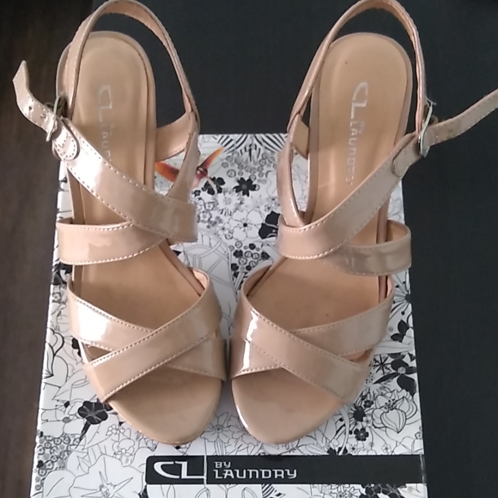 Chinese laundry heeled sandal.